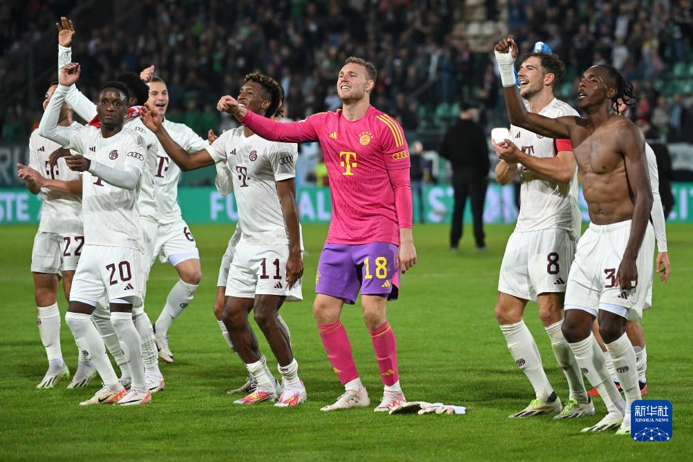 每体：特尔施特根在斯坦福桥现场观战，他接近回归球队合练（每体：特尔施特根现身斯坦福桥观赛，临近回归球队合练）