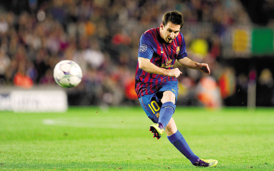 TA跟队：姆巴佩和卡马文加没有参加皇马今天的训练（TA随队记者：姆巴佩与卡马文加缺席皇马今日训练）