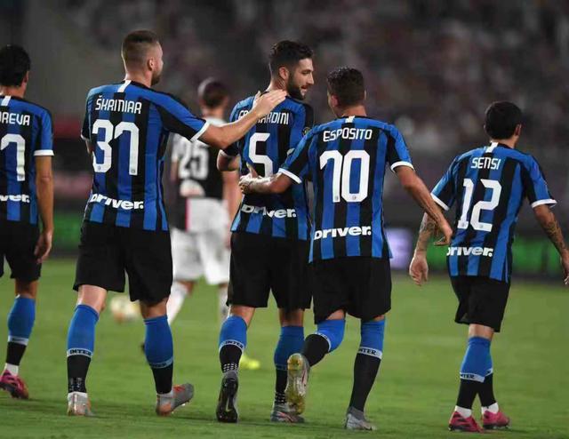 德泽尔比：为什么马赛不能赢得欧冠冠军呢？（德泽尔比：马赛为何不能问鼎欧冠？）