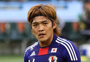 山东泰山新教练人选已确认，韩鹏喜气洋洋，球队未来规划也已确定（山东泰山锁定新帅人选，韩鹏笑逐颜开，球队未来蓝图已敲定）