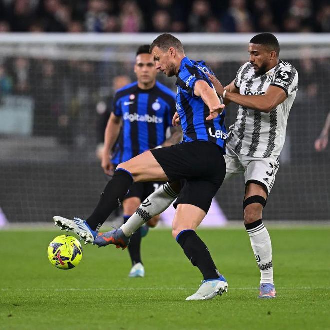 拉米罗：会享受亚冠与麦克阿瑟FC的比赛，明天也是欢庆时刻（拉米罗：期待与麦克阿瑟FC的亚冠对决，明天将迎来庆祝时刻）